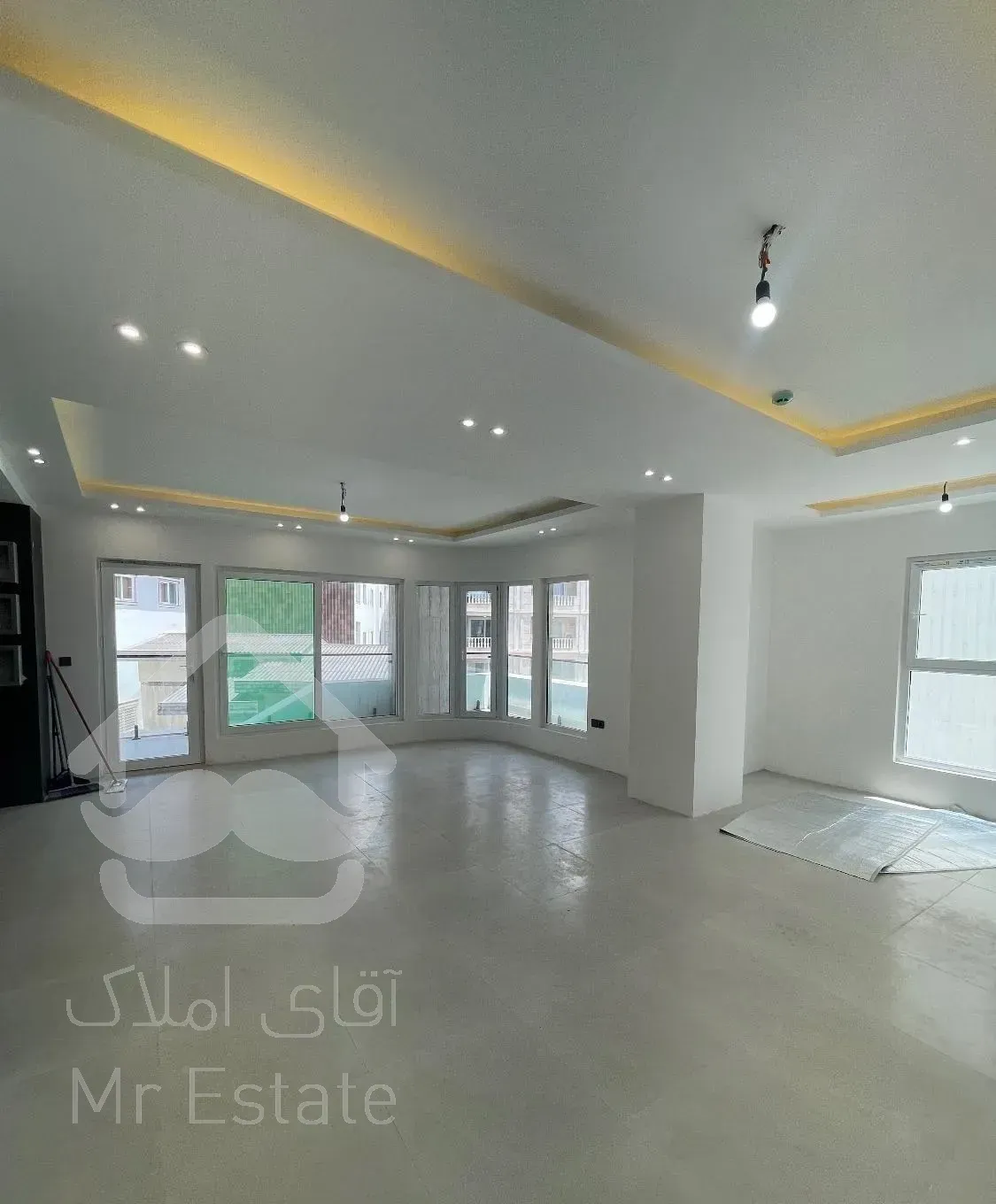 فروش واحد شیک و به قیمت ۱۵۰ متری رادیو دریا