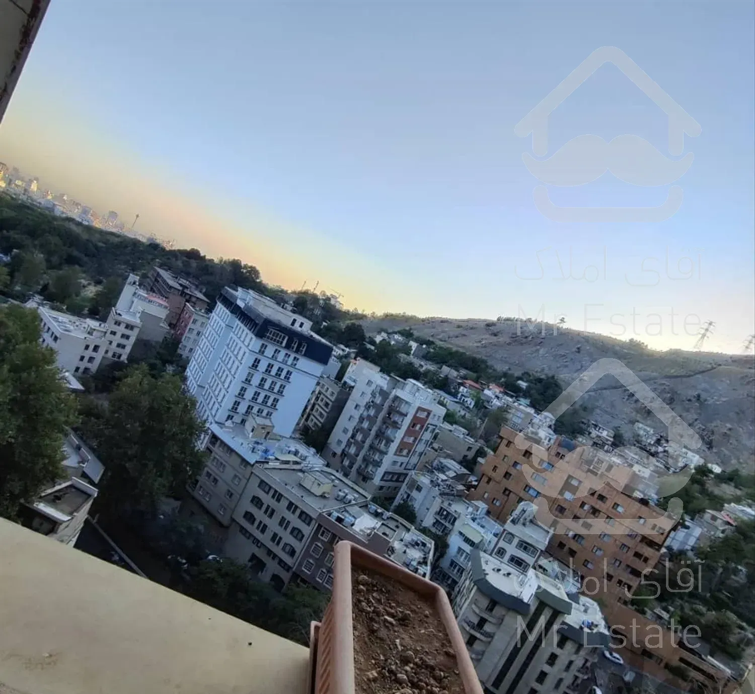 ۱۳۵متر*دربند*درحدکلیدنخورده کوه نور،تراس بزرگ