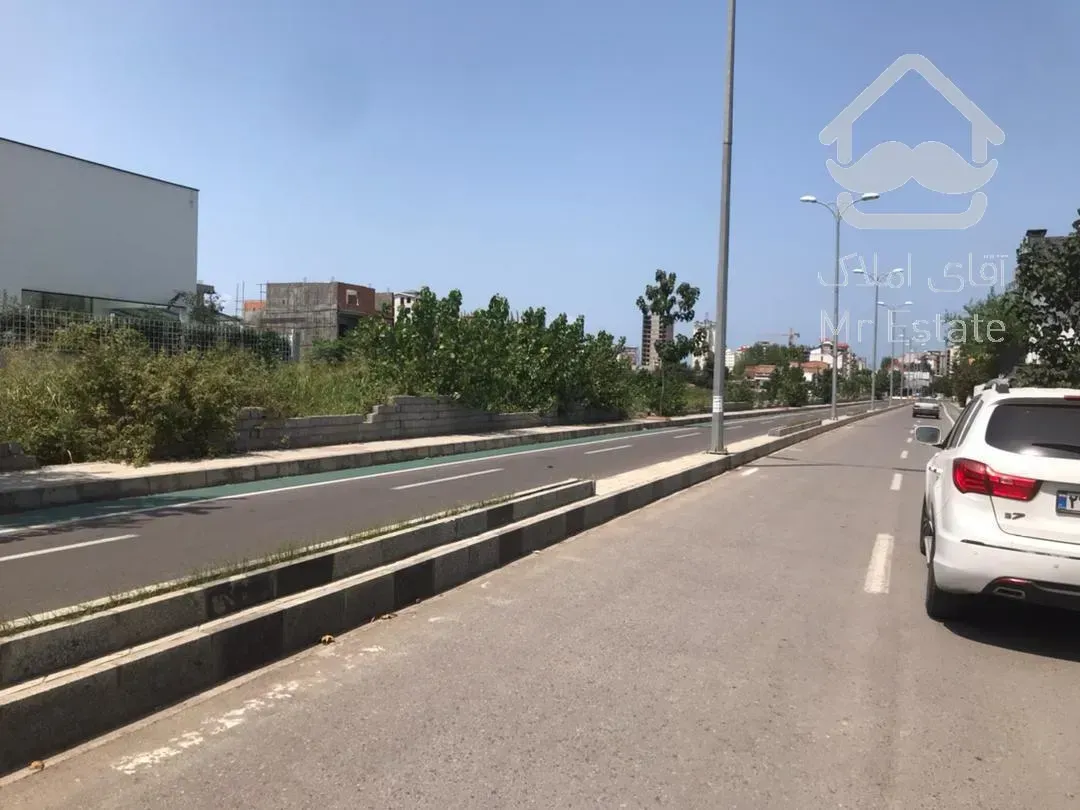 زمین در سرخرود