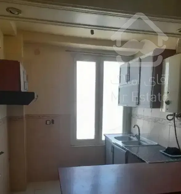 با پارکینگ تک واحده / رهن کامل/ تخفیف دار