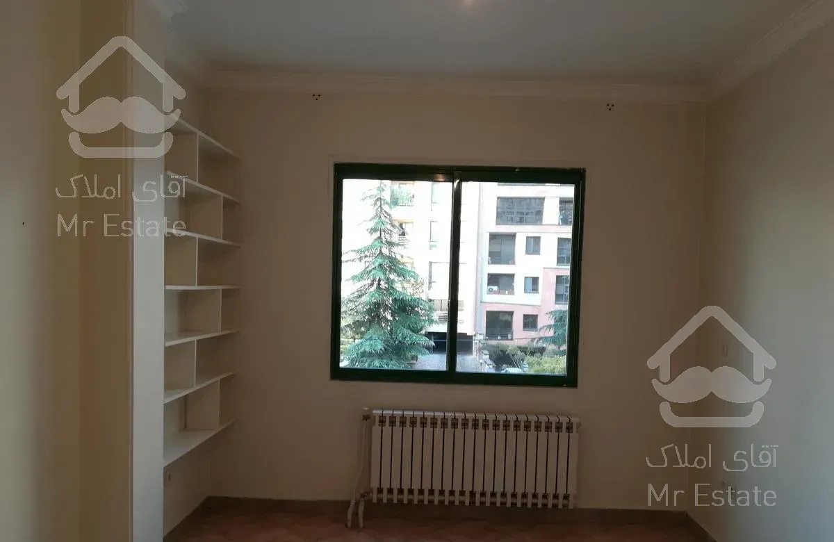 130 متر 3 خواب سعادت آباد بالای کاج ابتدای یکم