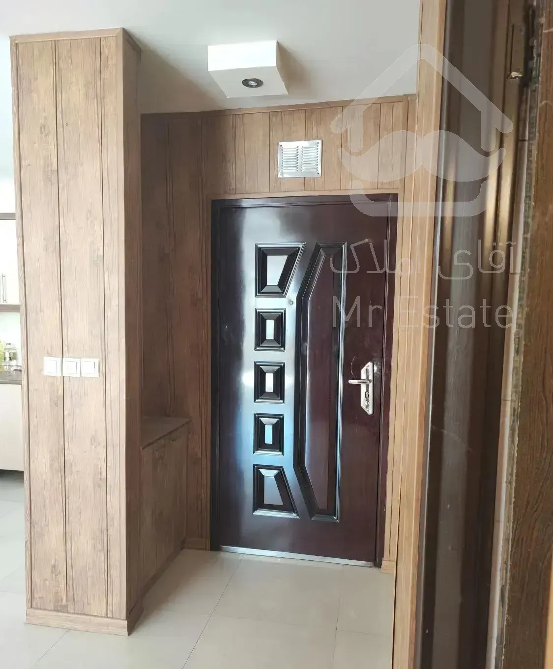 ۱۱۷متر پذیرایی یکدست و فلت اقبال، املاک مهدی