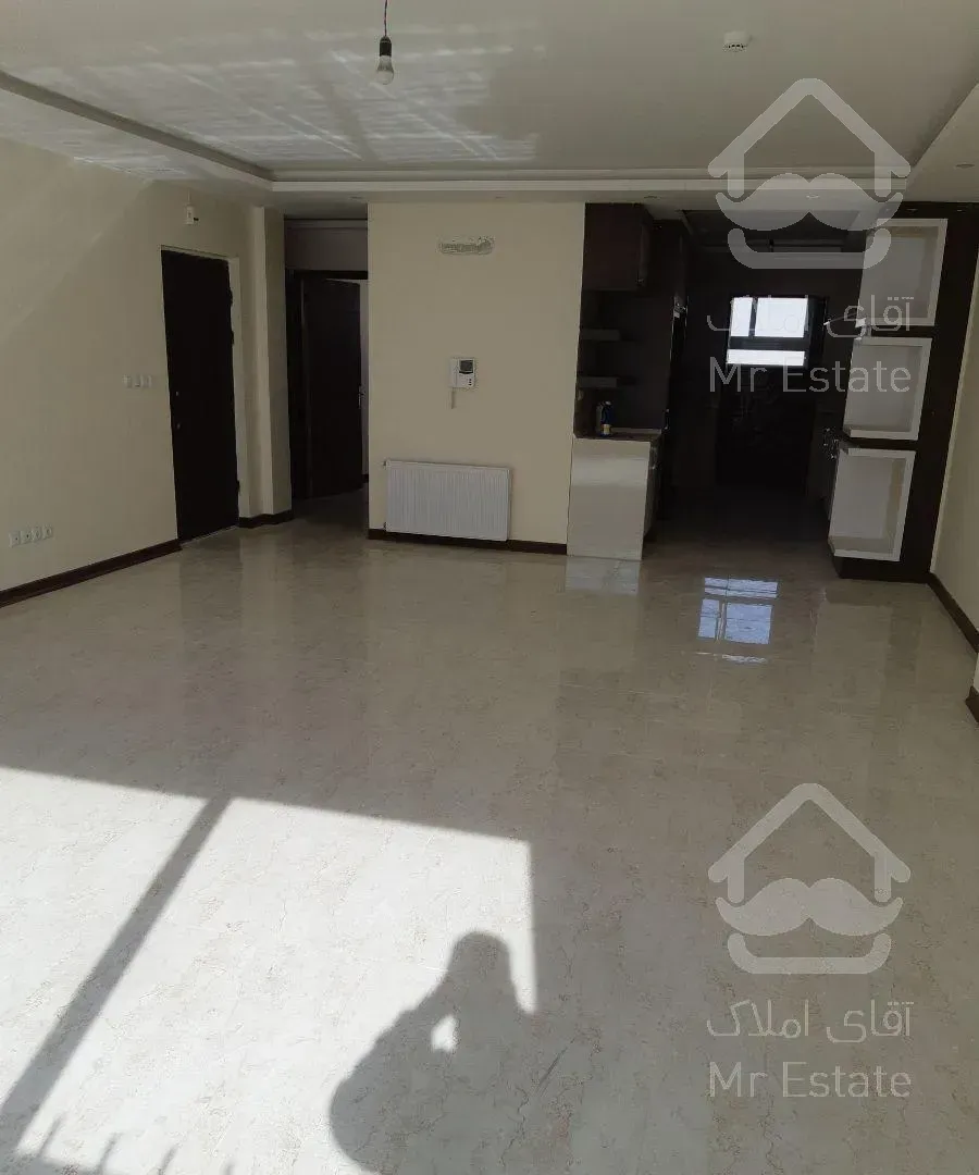 متراژ ۱۱۶ متر .جنوبی. سه اتاق خواب