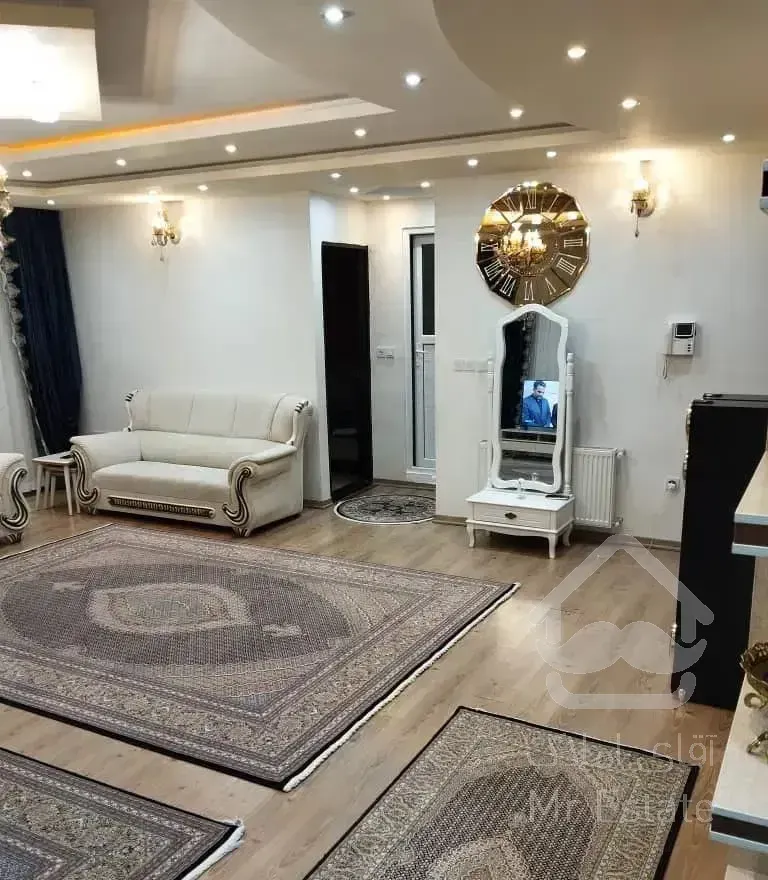 100متر آزاگان/تک واحدی/دو خواب