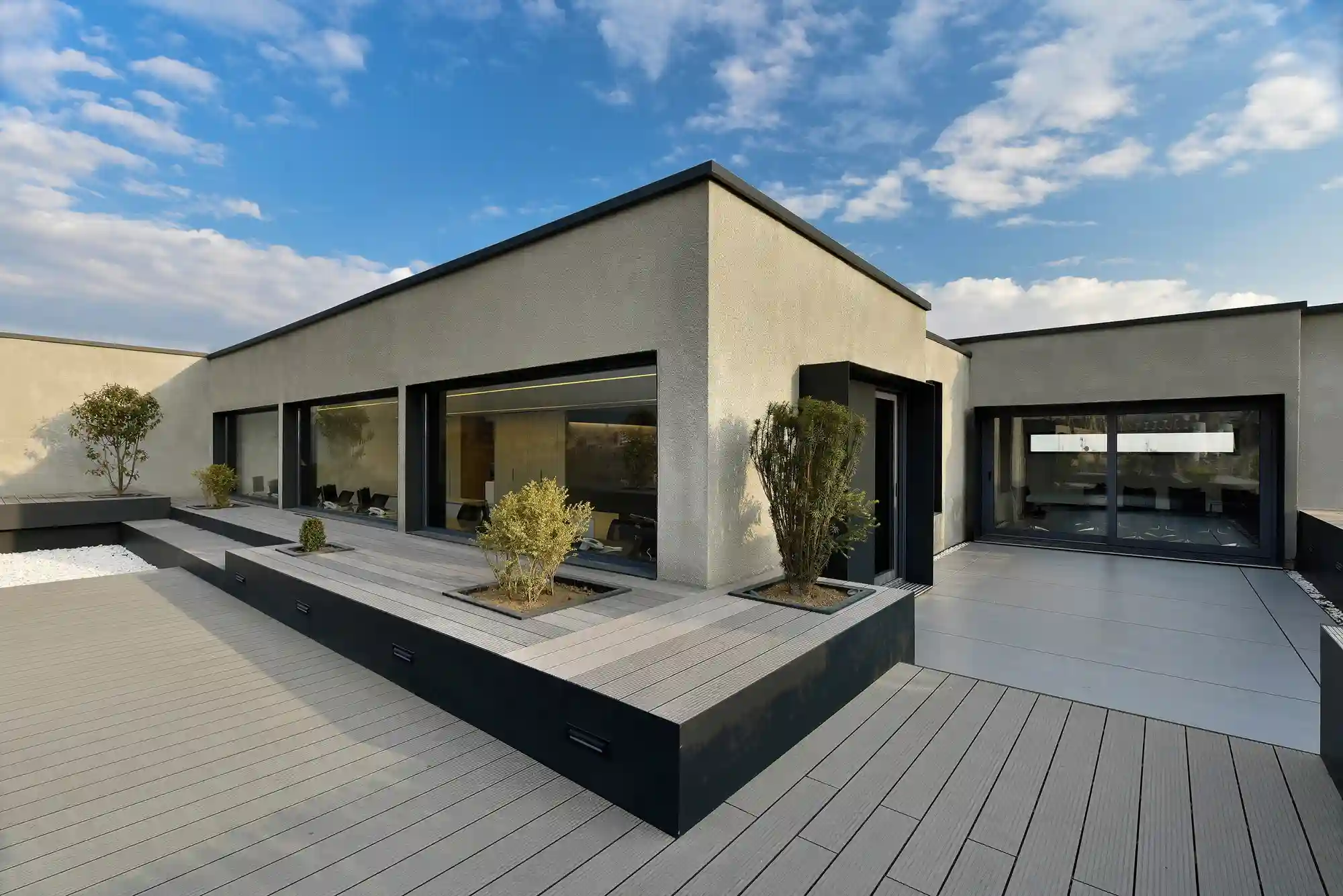 houseImg