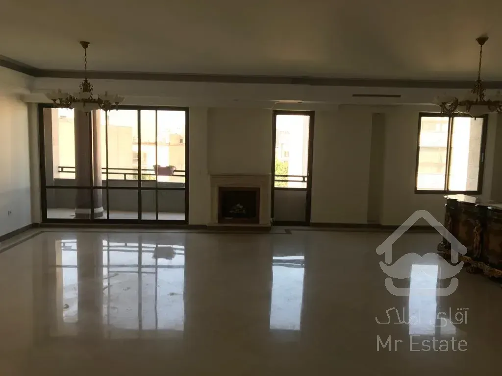 اجاره 190 متر مسکونی دیباجی جنوبی