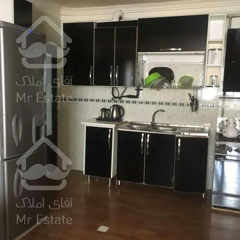 آپارتمان اکازیون 73 متر -2خواب-کاسبی-شیک وتمیز-جمهوری