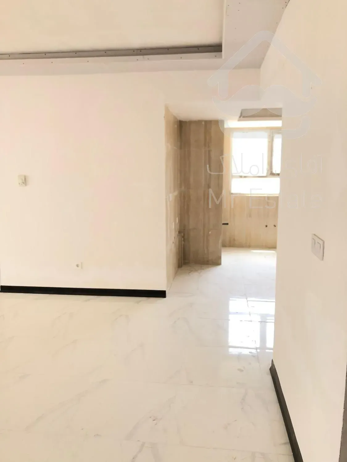 برج افق ۳ شهرک شهید بهشتی ۹۷ متری