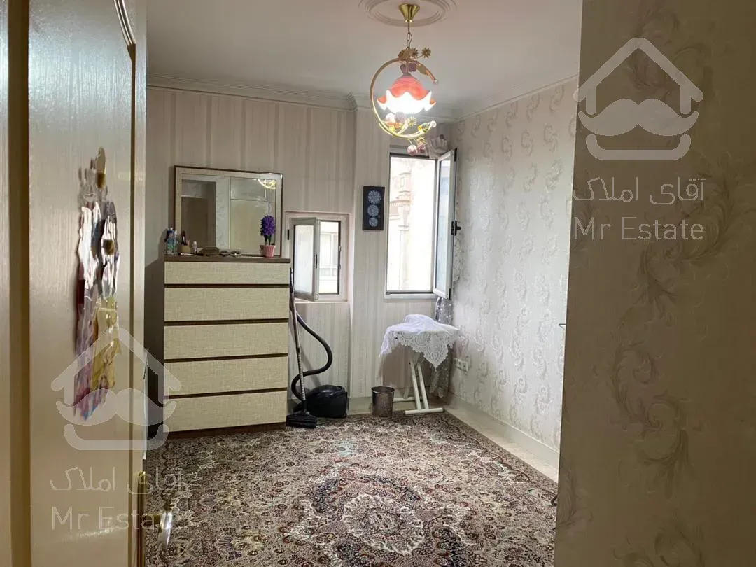 فروش اپارتمان 2 خوابه در خواجه عبدالله