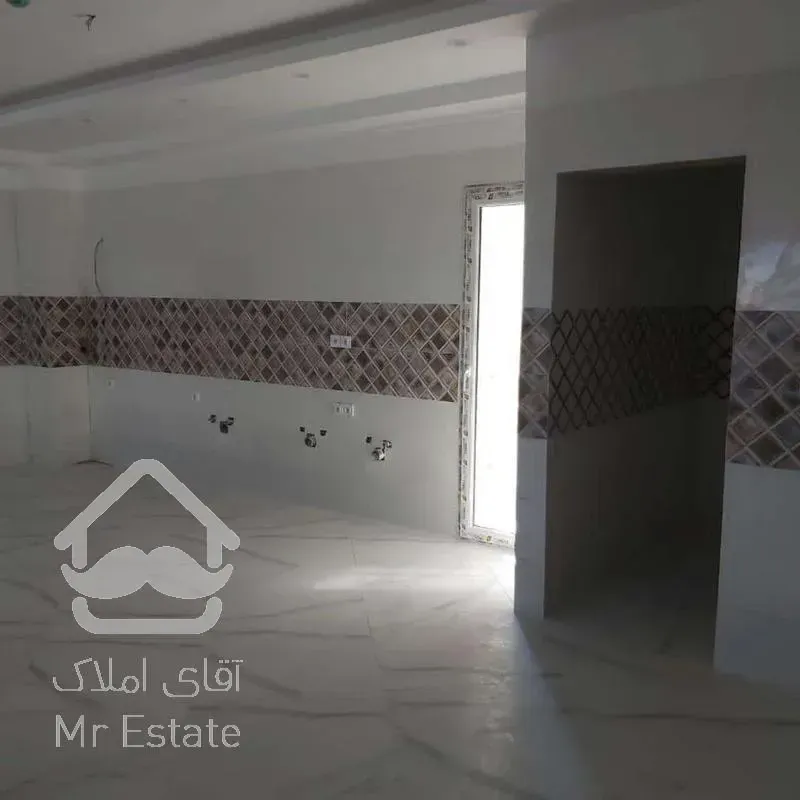 آپارتمان 170 متری_نوساز_بسیارشیک وتمیز_جمهوری