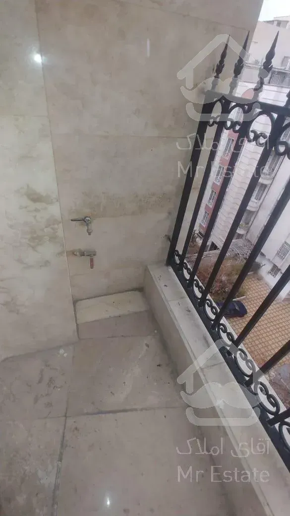 160 متر تاپ لوکیشن دروس