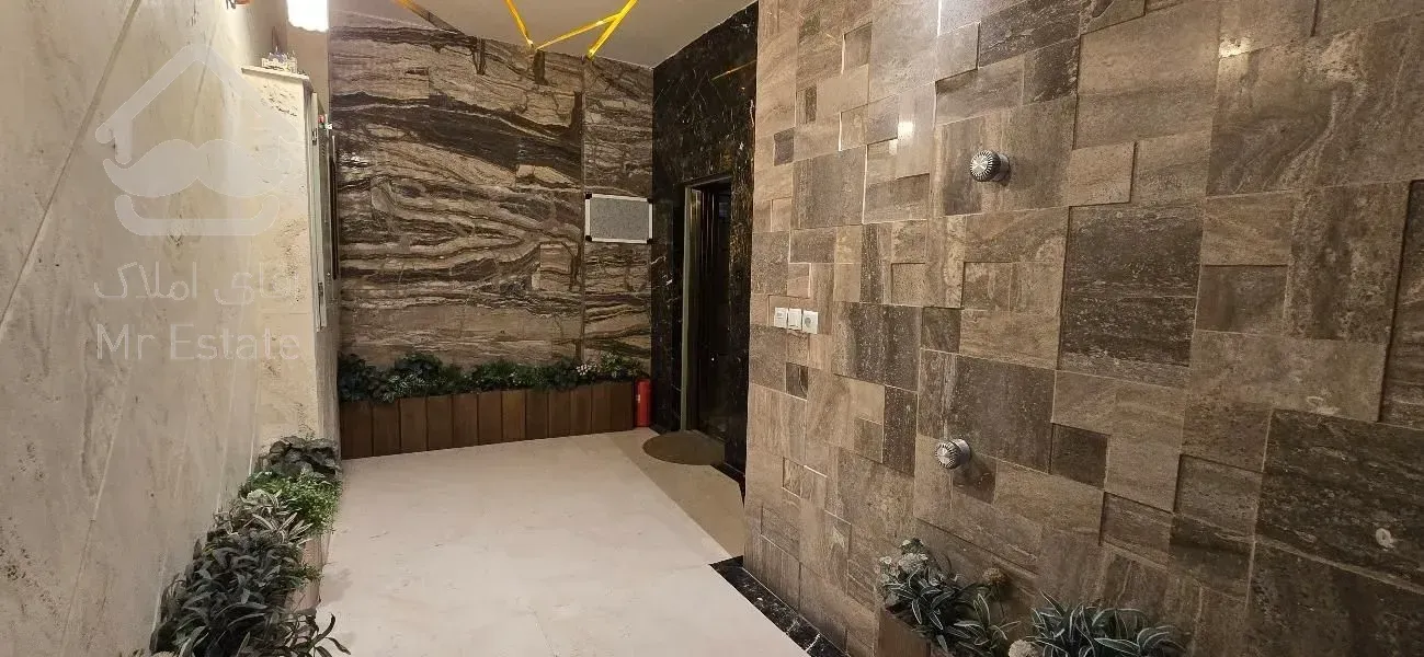 80متر سعادت آباد*موقعیت اداری*(دونبش تابلوخور)لابی