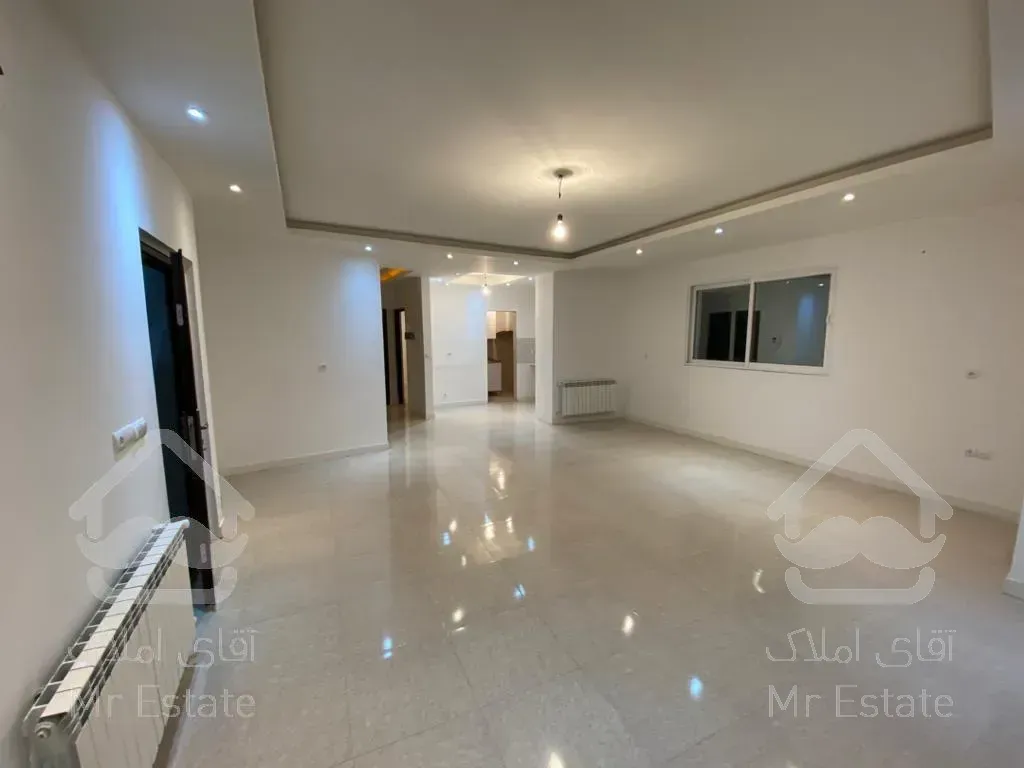 آپارتمان خوش نقشه و زیبا ۹۶متری بلوار طالقانی