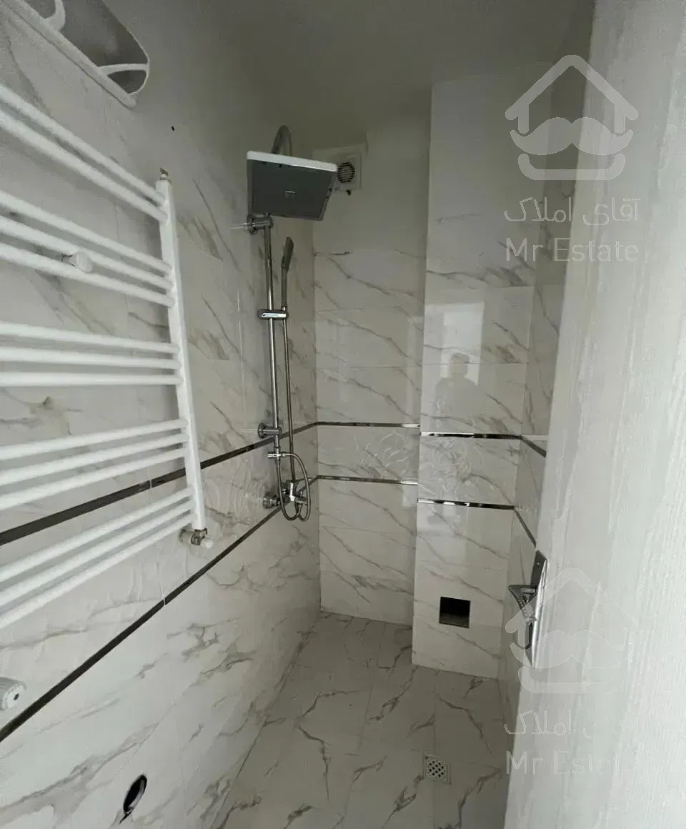 آپارتمان ٨٥ متری طبقه ٥ غربی