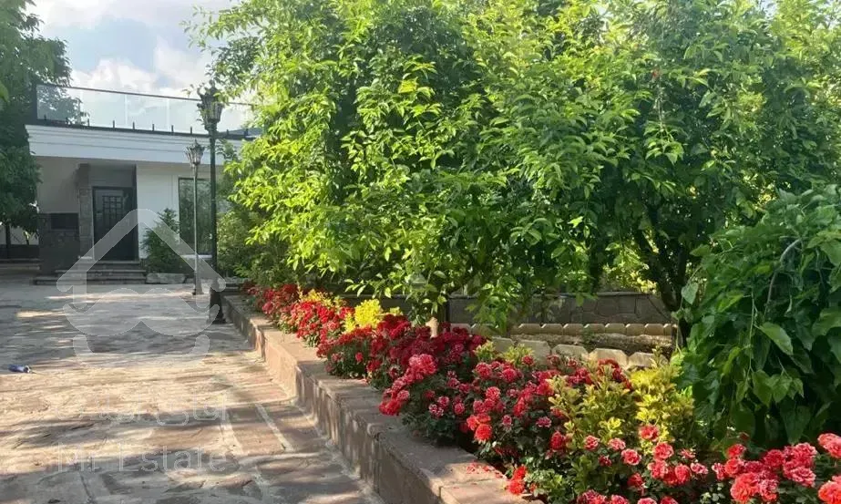۲۵۰۰ متر ویلا آبسرد کوی پزشکان