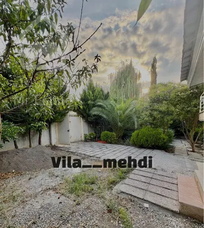 باغ ویلا ۴۰۰ متری کامل مبله / فضای دنج و زیبا