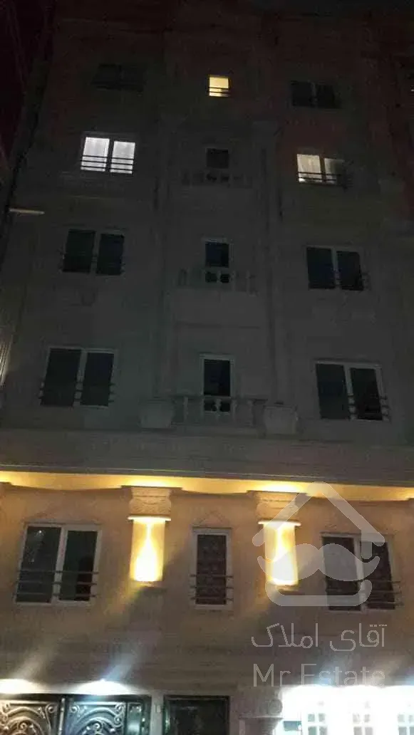 اپارتمان 121متری فردوس شرق