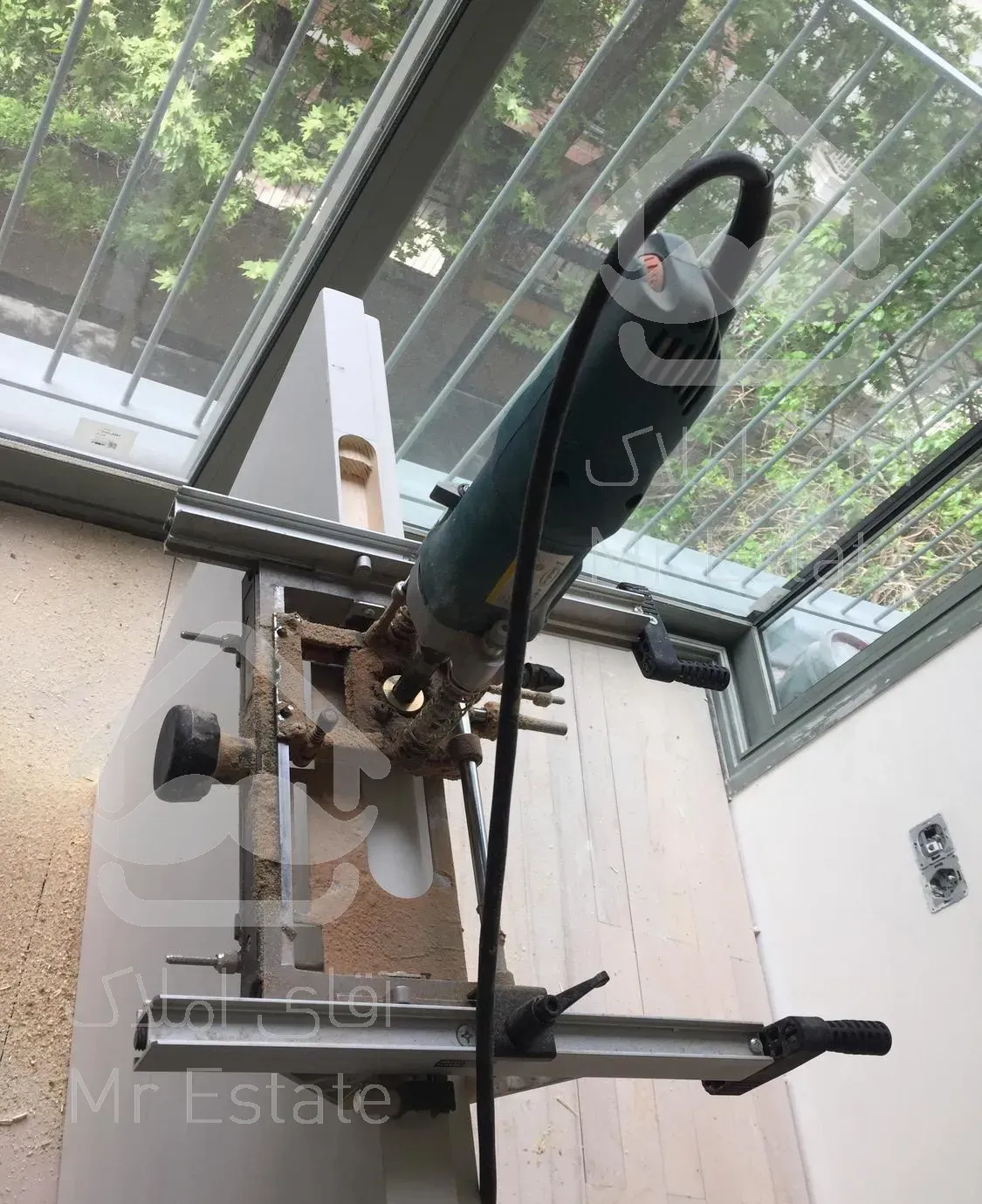 نصاب درب چوبی/نصب لولا مخفی و در فریم لس چوب