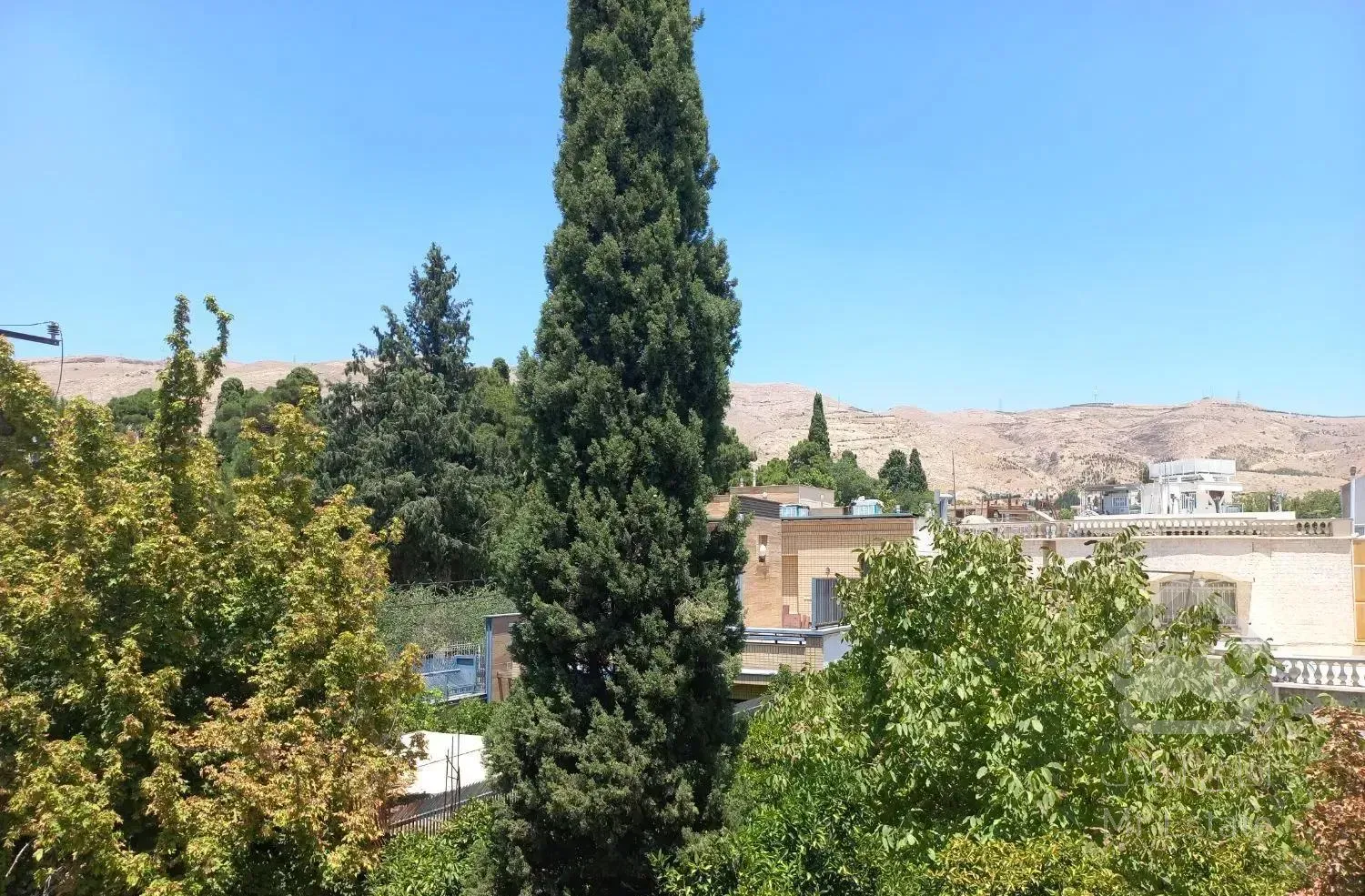 آپارتمان ۲ خوابه / ۹۰ متری/ نارون