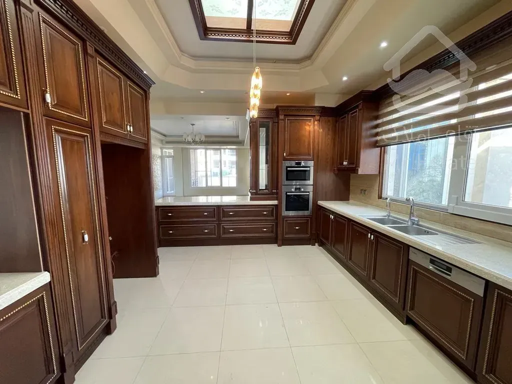 فروش اپارتمان 310 متری زعفرانیه