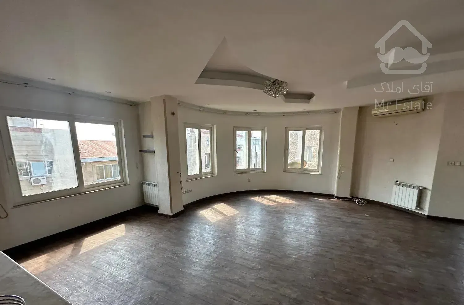 فروش اپارتمان ۱۷۵ متری انتقال خون(طبقه ۵،طبقه اخر)