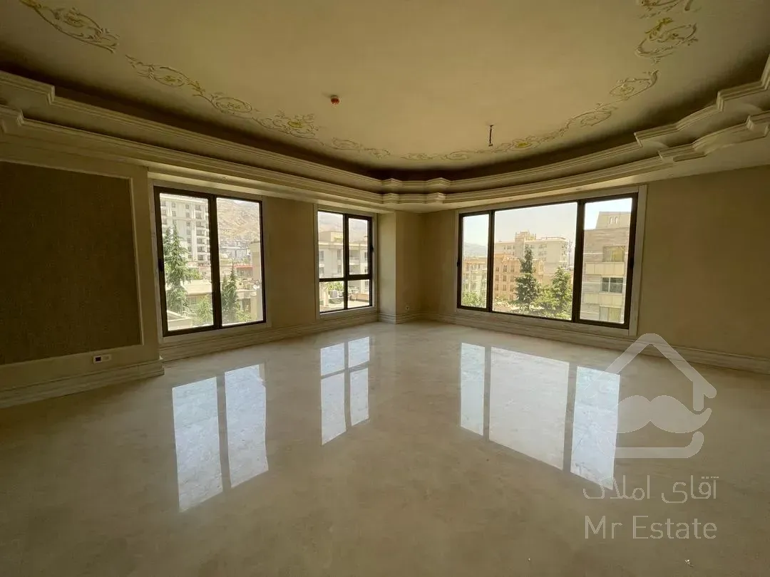 فروش اپارتمان 220 متری زعفرانیه