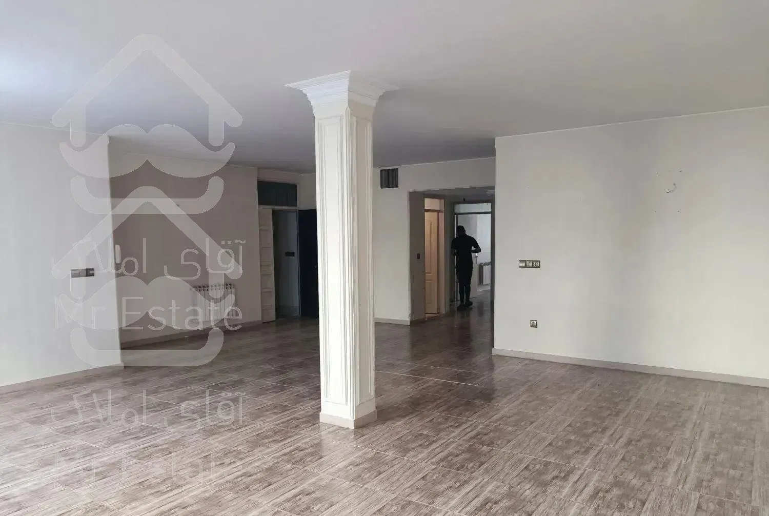 ۲۰۰متر.چهار خواب.خ سربداران