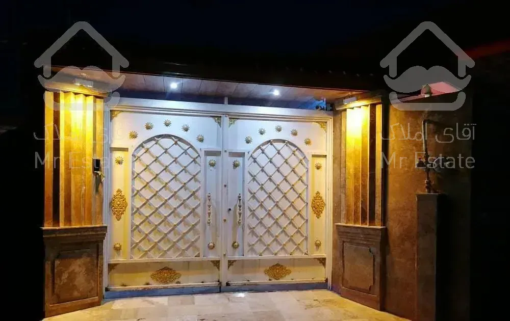 استخرآبگرم،جکوزی،بیلیاردخودم مالکم