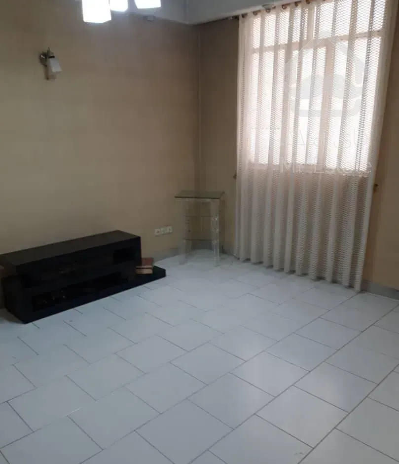 64متری/خوش نقشه/تاپ لوکیشن