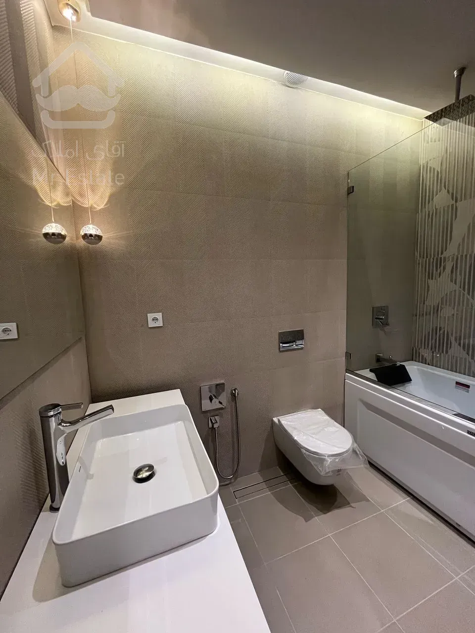 فرمانیه ۳۰۰ متر ۴ خواب