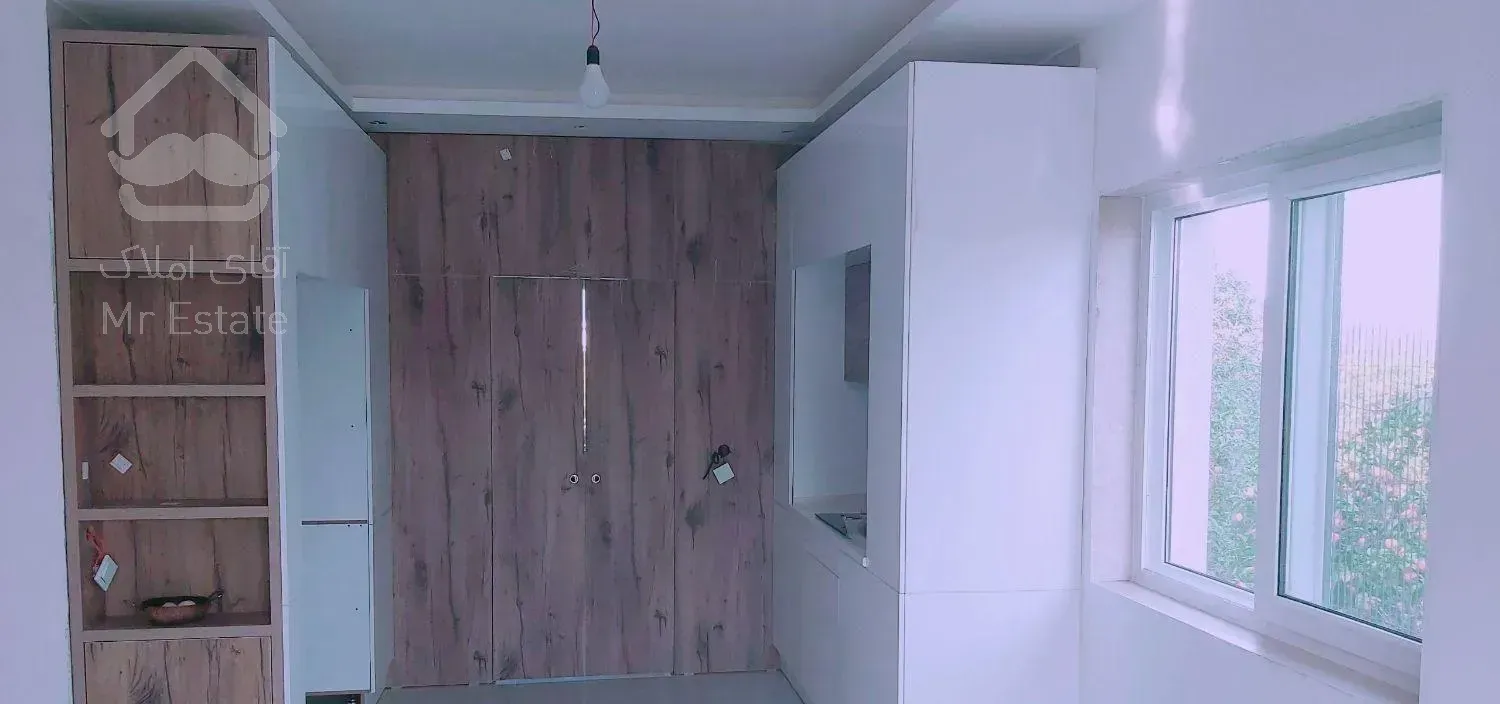 خانه ویلایی کمد دیواری و کابینت تازه نصب شده..