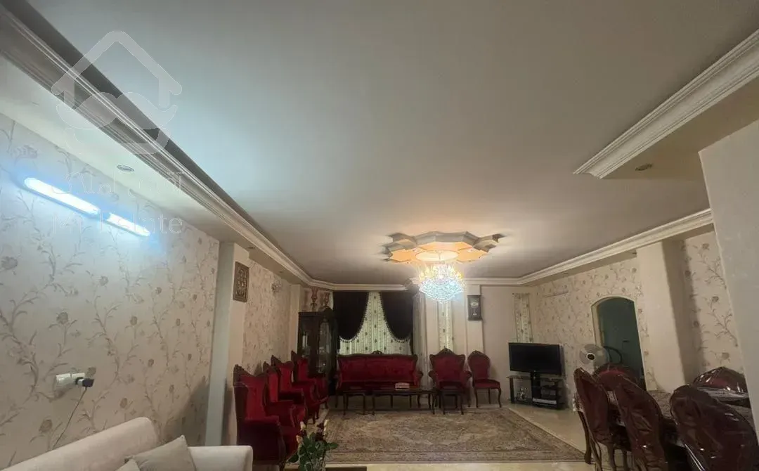 معاوضه۱۳۰متری و پرداخت نقدی با واحد گرانتر