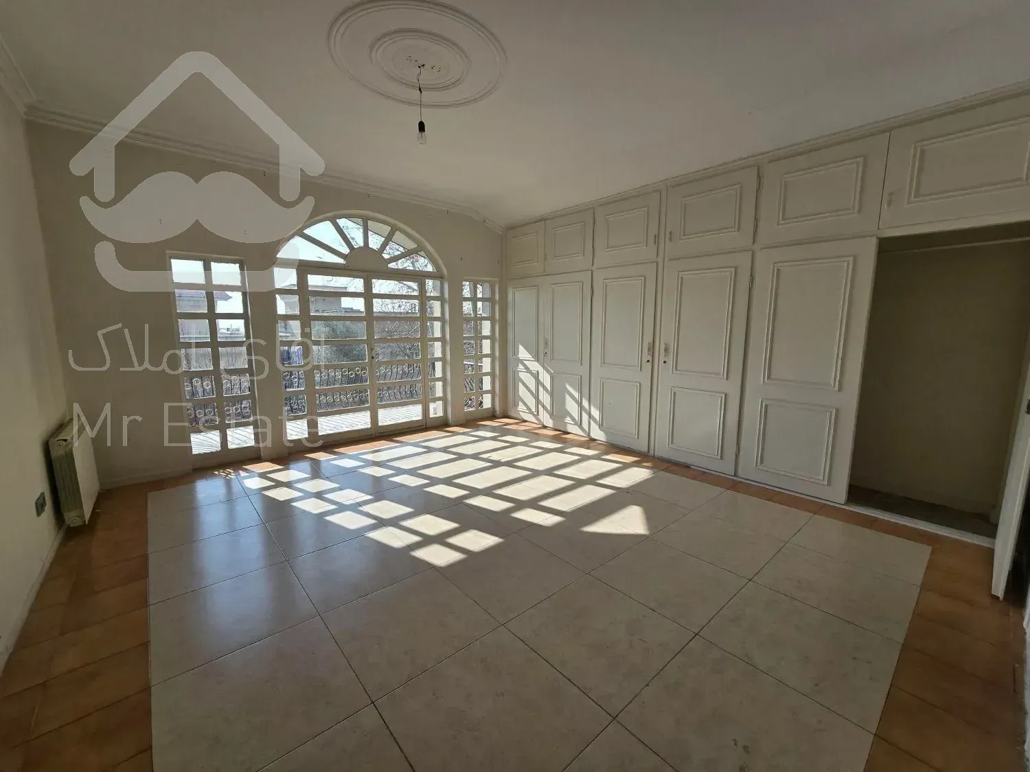 500 ویلایی شهرک غرب*موقعیت اداری*مناسب همه مشاغل