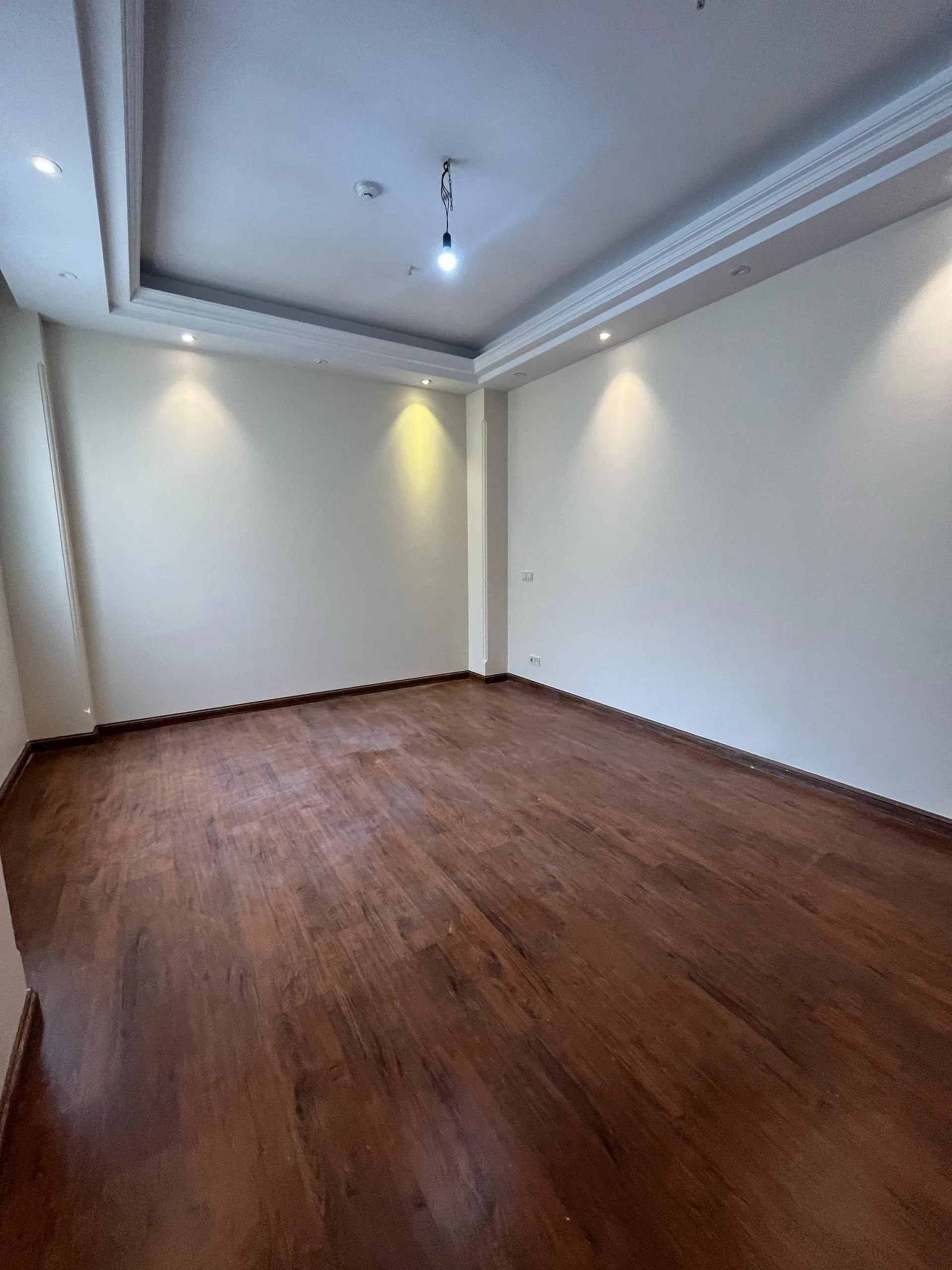 فروش اپارتمان 240 متری ولنجک