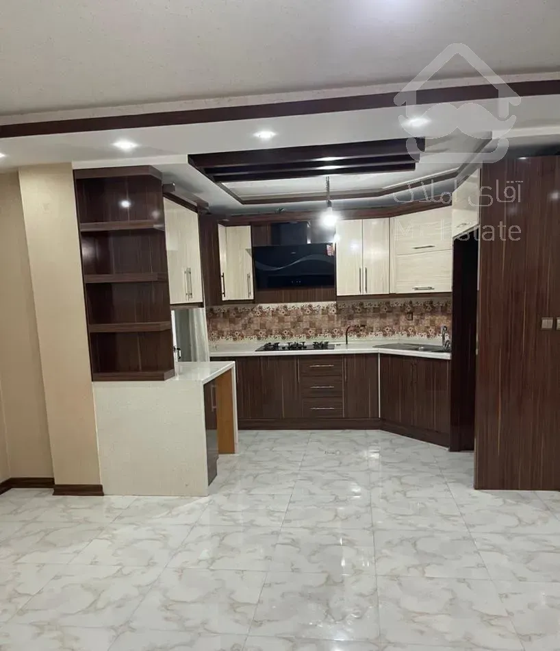 ۸۳متراپارتمان بین رباط سوم و مطهری ۲خواب شیک پرنور