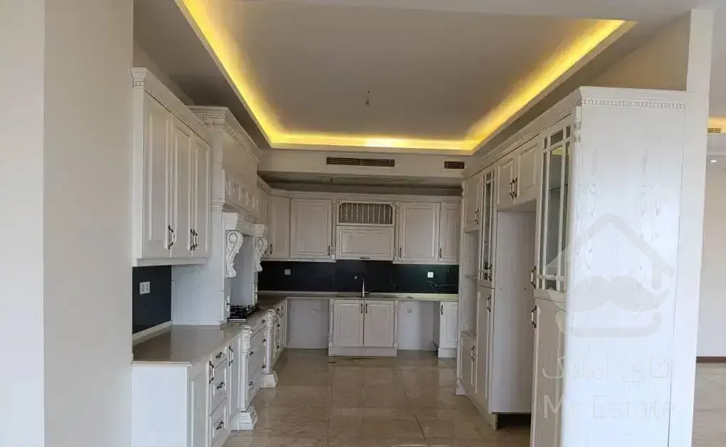 ۲۷۰ متر ۳ خواب مستر تاپ لوکیشن میرداماد*نفت*