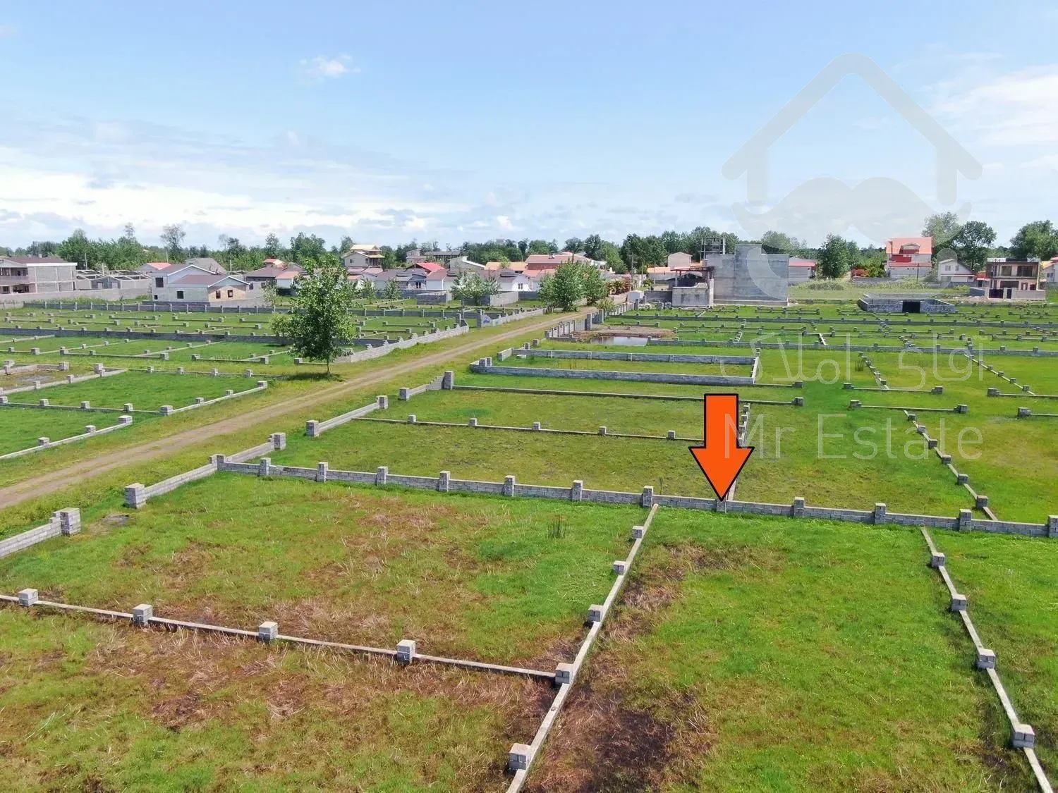 زمین شهرکی مسکونی سنددار با انشعاب 5 دقیقه تا دریا