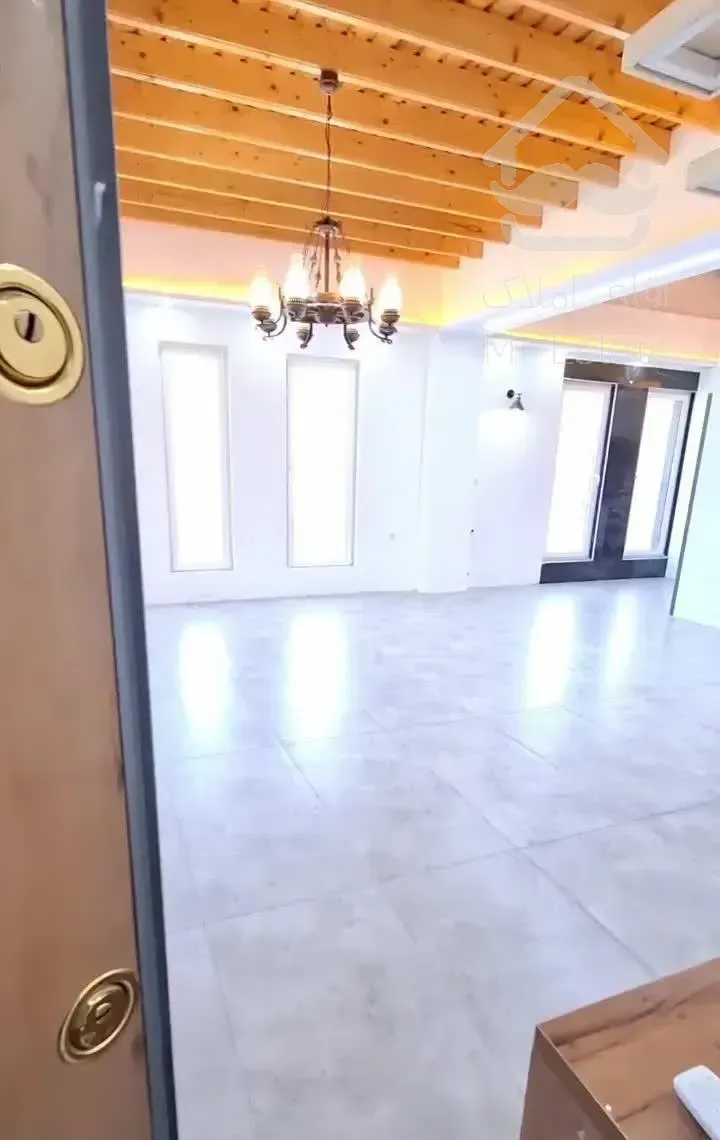 رهن و اجاره آپارتمان فوق لاکچری و شیک