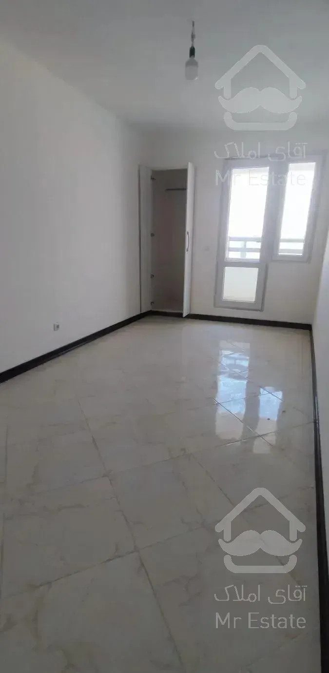 118متر دو خوابه/برج مروارید/18ماه/ویو دار