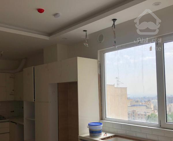 آپارتمان ۱۱۰ متر جمشیدیه (نوساز)