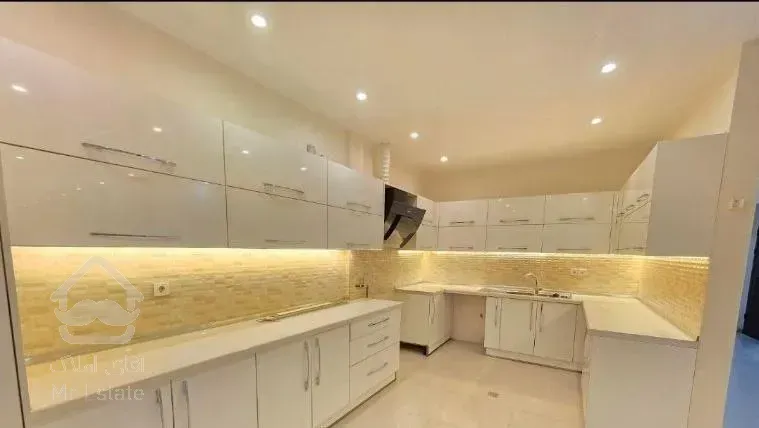 آپارتمان جمع و جور ، شیک ، جهیزیه ، کوثر شمالی