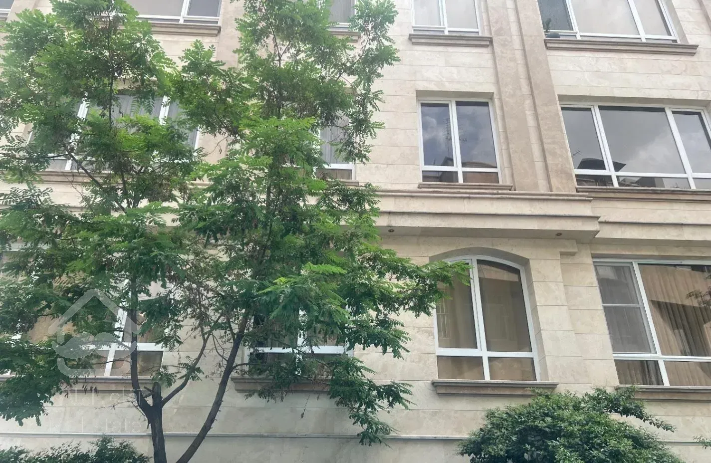 اپارتمان ۱۲۸متری دو خواب ط ۵