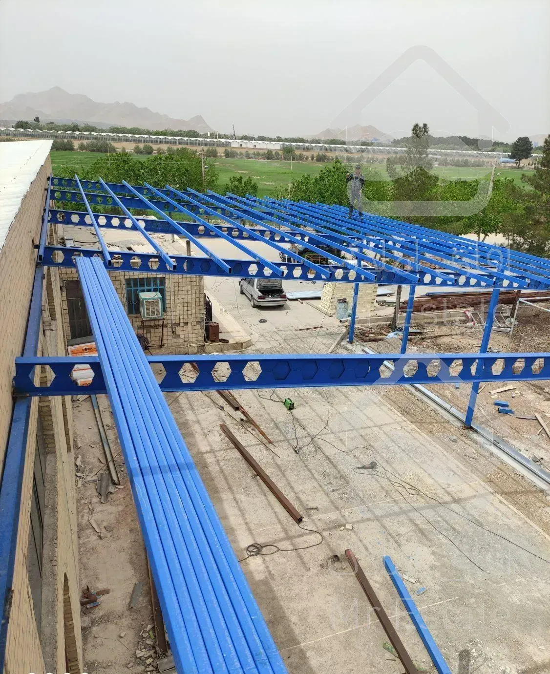 ساخت سوله ودرب پنجره