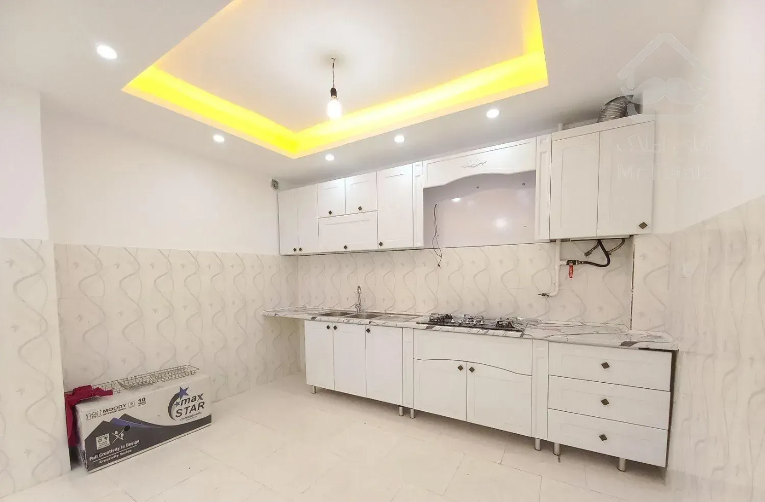 آپارتمان ۸۵ متری  طبقه دوم در صومعه سرا( مطهری)