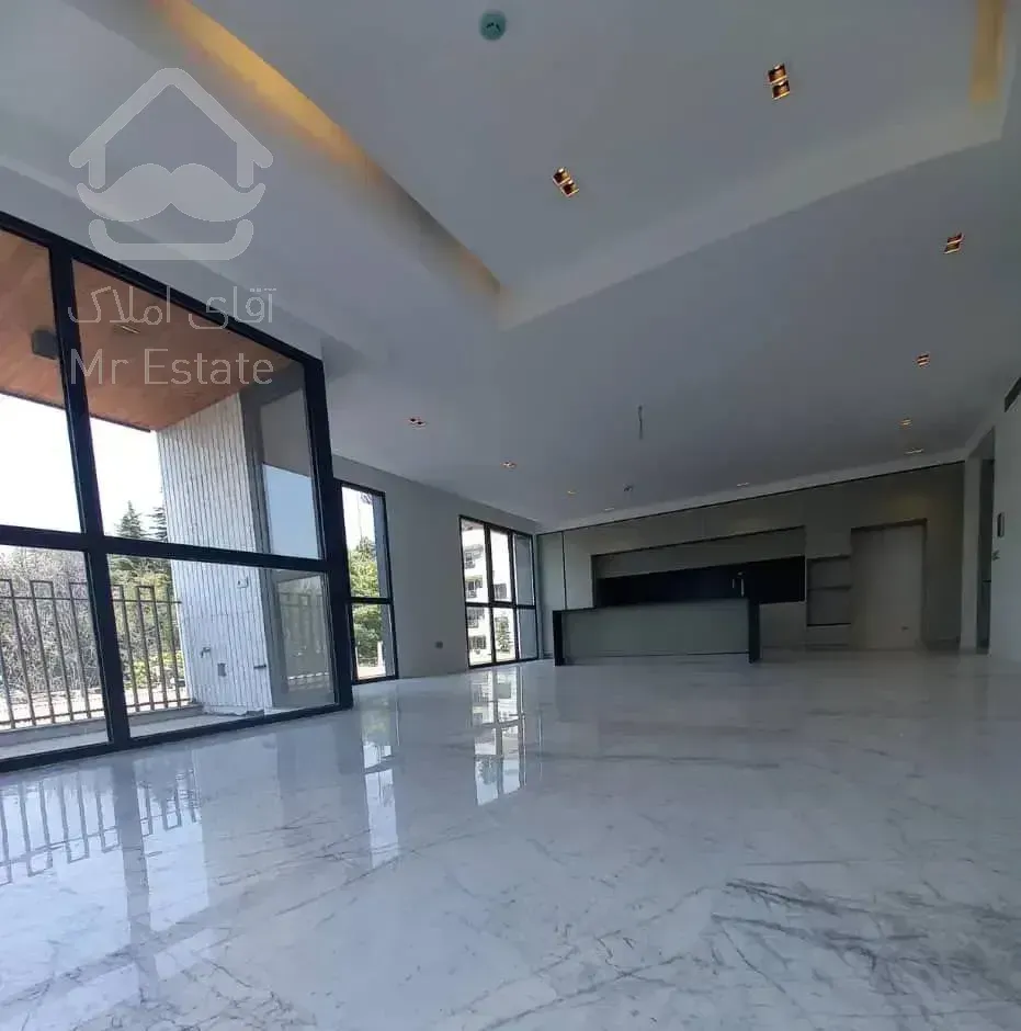 فروش فوری آپارتمان 160متری نیاوران با دو پارکینگ