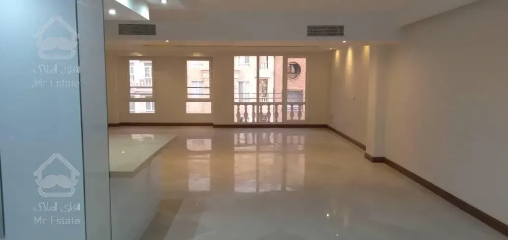 رهن و اجاره آپارتمان ۲۱۵ متری ۴ خوابه نیاوران