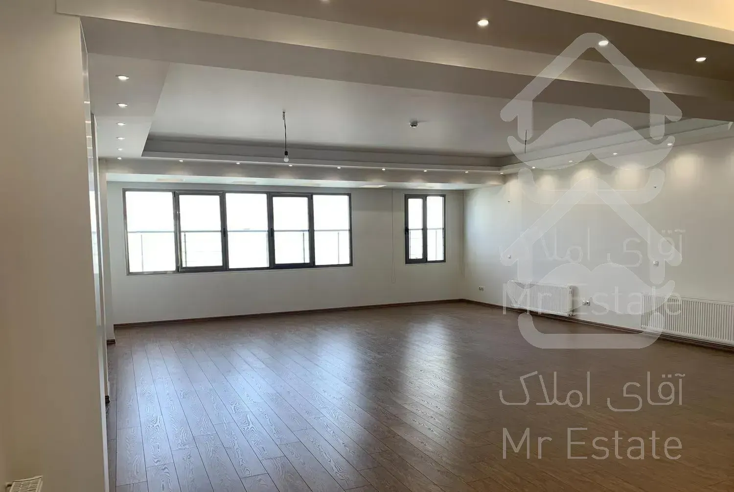 ۳۳۰ متر ، کلیدنخورده ، ولیعصر ، سعدی