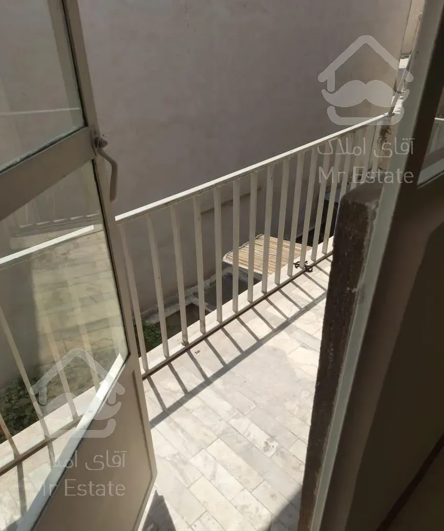 آپارتمان قدیمی یک خوابه