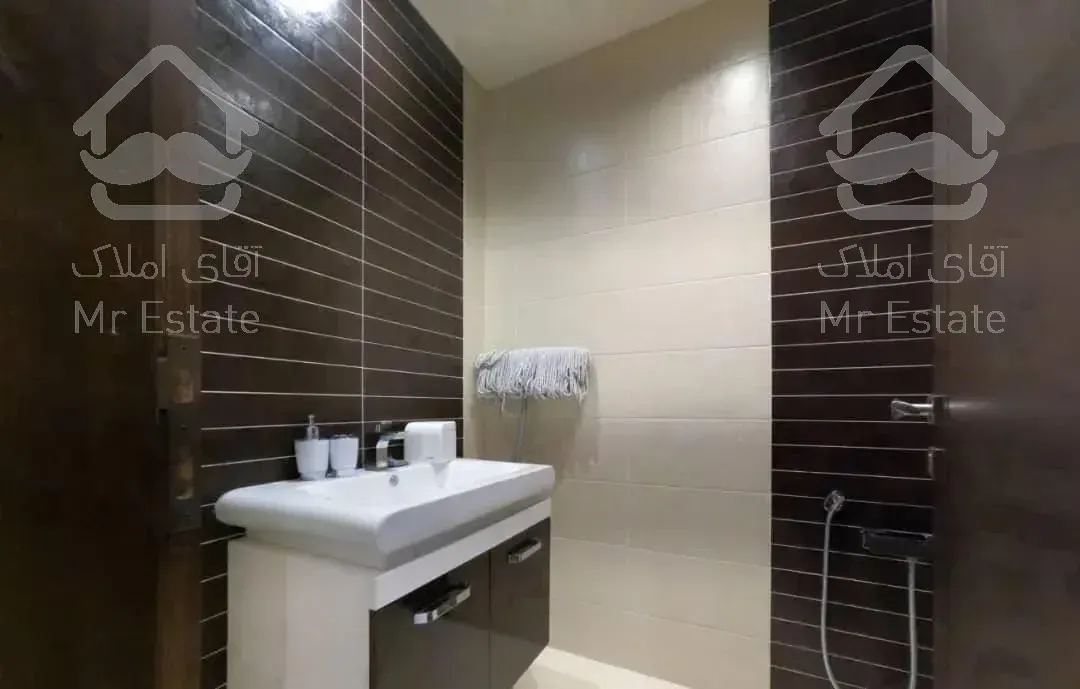 ۱۴۰متر/ویوکوهستان/تراس قابل چیدمان