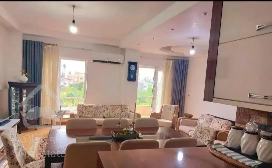 فروش واحد ۱۰۰ متری با کلیه لوازم (طالقانی)